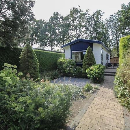 Chalet Voorzien Van Alle Gemakken In Een Bosrijke Omgeving Voorthuizen Esterno foto