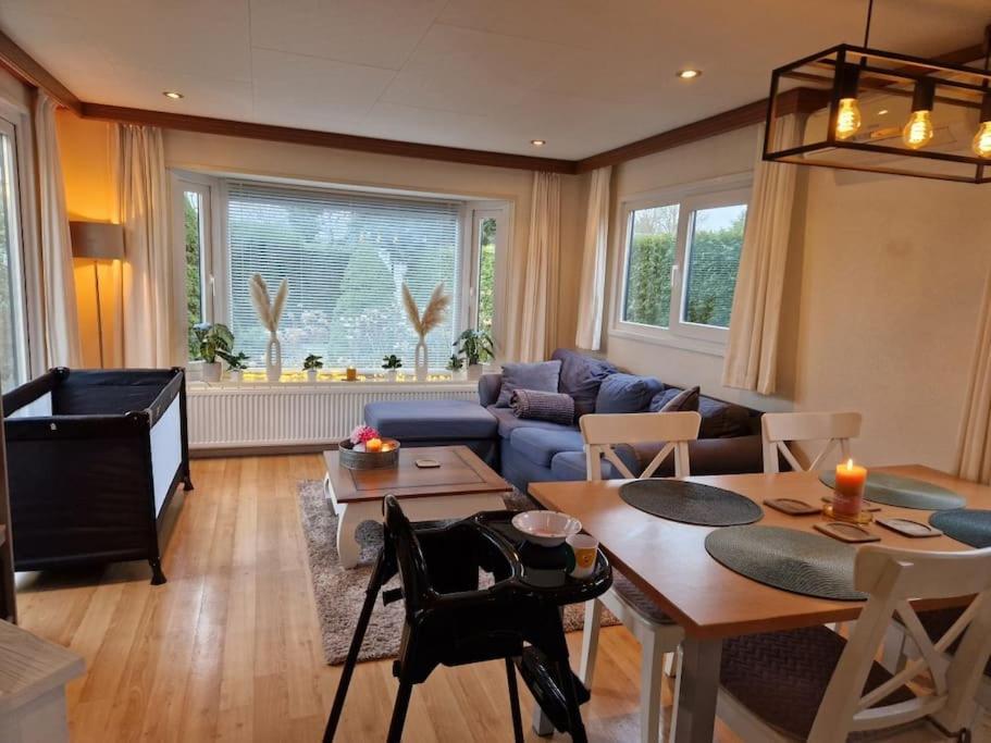 Chalet Voorzien Van Alle Gemakken In Een Bosrijke Omgeving Voorthuizen Esterno foto