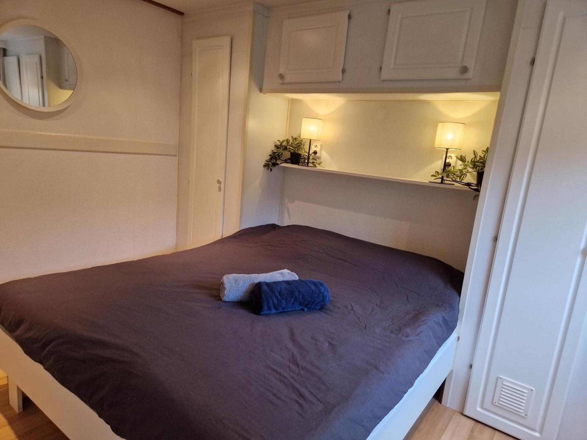Chalet Voorzien Van Alle Gemakken In Een Bosrijke Omgeving Voorthuizen Esterno foto